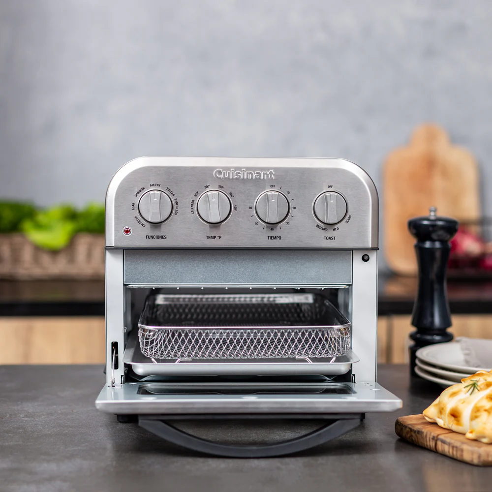 2025 Cuisinart® TOA-28 6-in-1 Kompaktofen, Toaster und Heißluftfritteuse