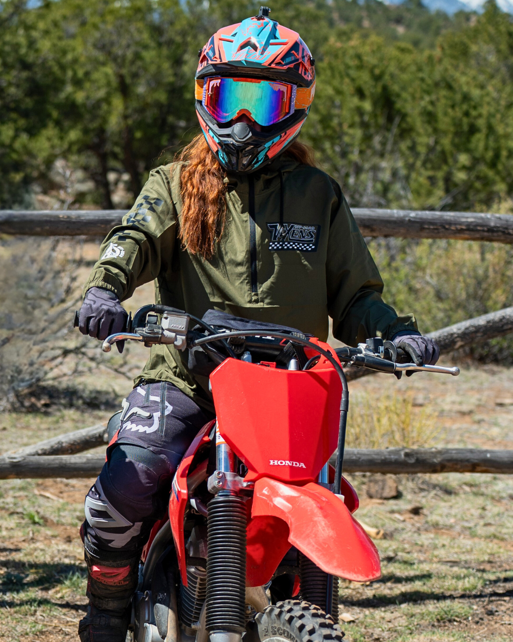 Off the Wall Pullover Windbreaker