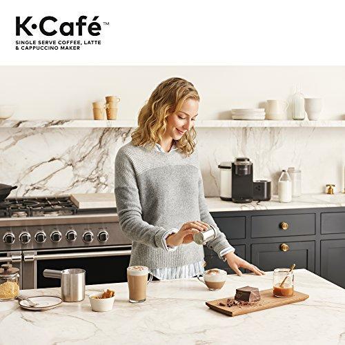 Keurig K-Cafe Einzelportions-Kaffeemaschine für Kaffee, Latte Macchiato und Cappuccino, inklusive Milchaufschäumer, spülmaschinenfest, Fassungsvermögen für mehrere Portionen, kompatibel mit allen K-Cup-Kapseln, Farbe: Dunkelgrau