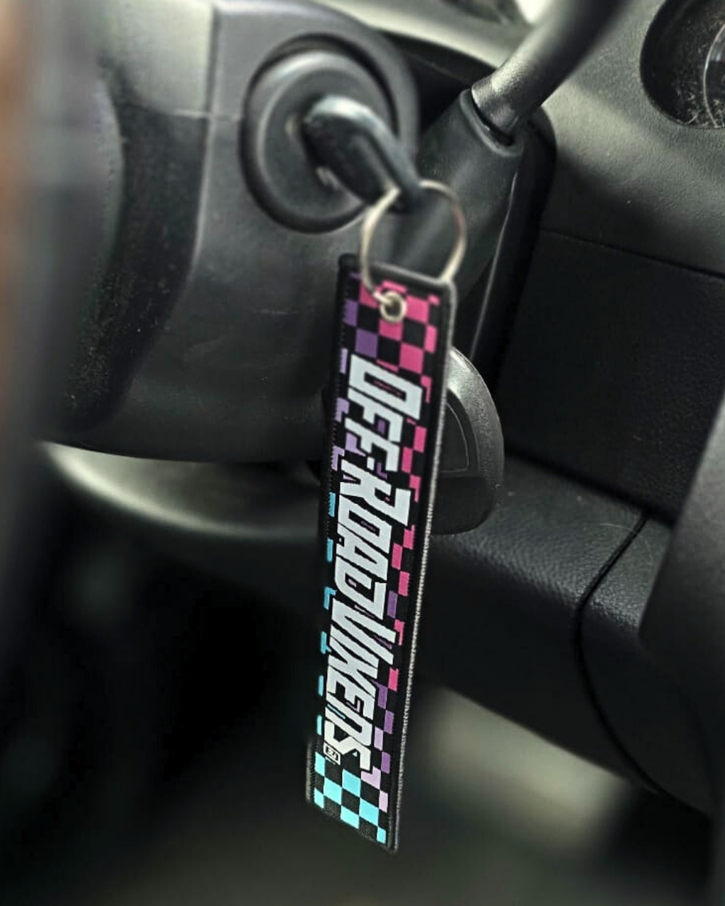 Checkered Keychain - Pink/Blue