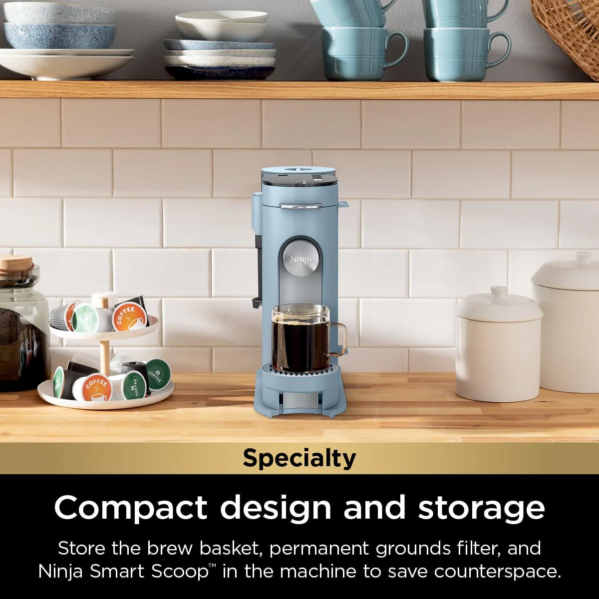 Ninja 2025 Kapsel- und Kaffeepad-Kaffeemaschine für Einzelportionen. Kompatibel mit K-Cup®-Kapseln. Brüht gemahlenen Kaffee oder Pads. Kompaktes Design. 1,6-Liter-Wassertank. Geeignet für Reisebecher von 177 ml bis 710 ml. Kaltbrühfunktion. Farbe: St