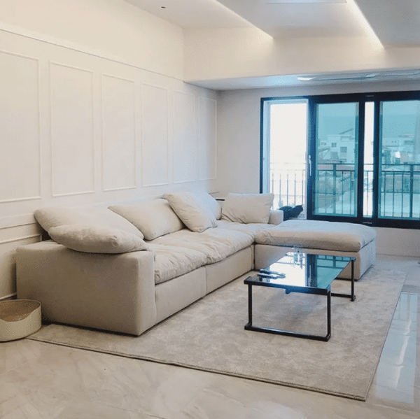 103.5′′ Wide Modular Sofa & Chaise