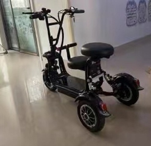 Suitable for home travel light 3-wheel electric scooter for
