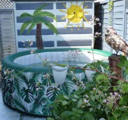 WAVE ATLANTIC PLUS 6 PERSON INFLATABLE HOT TUB, 140 MASSAGING AIR JETS, TROPICAL