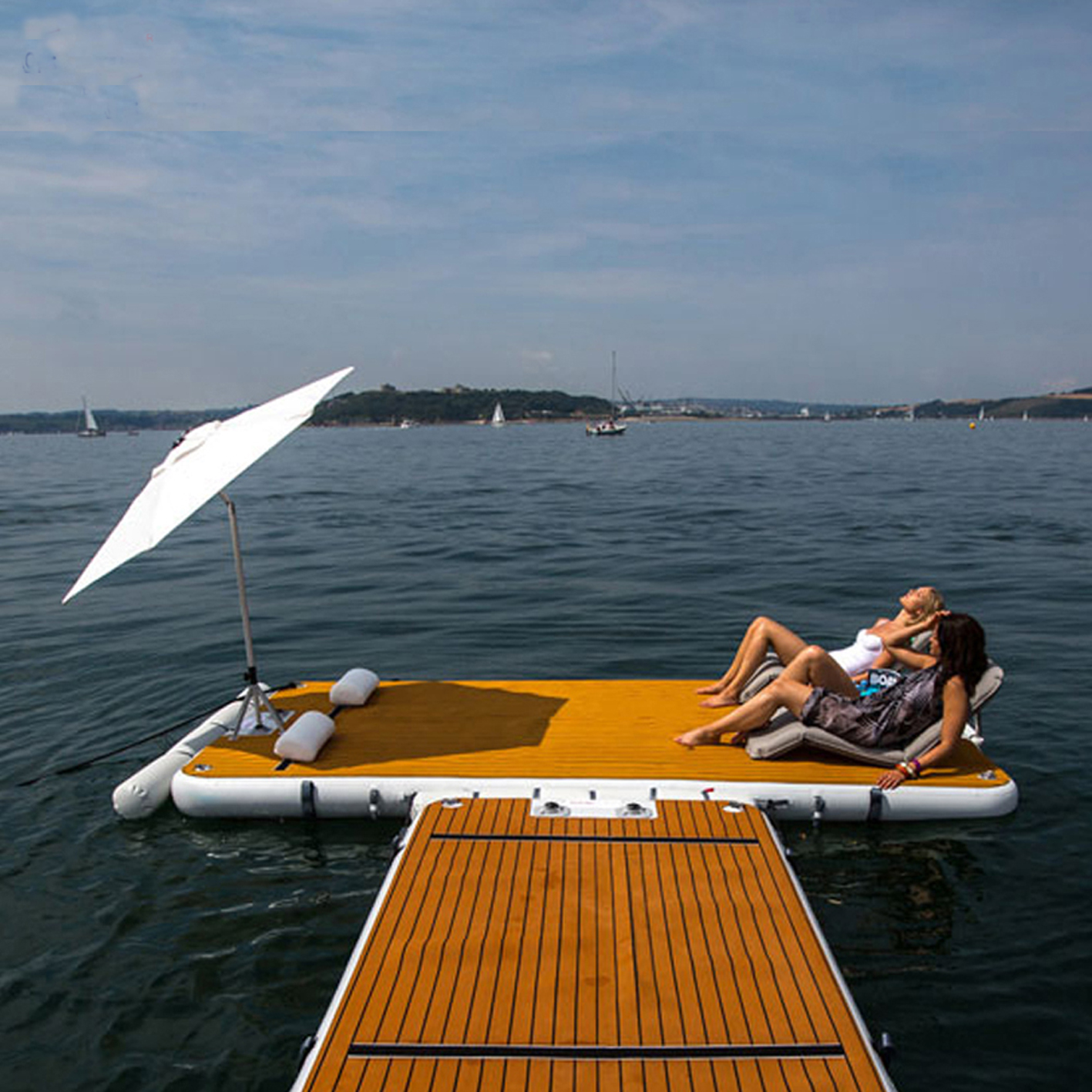 2847-Come in and join the biggest sale of the year