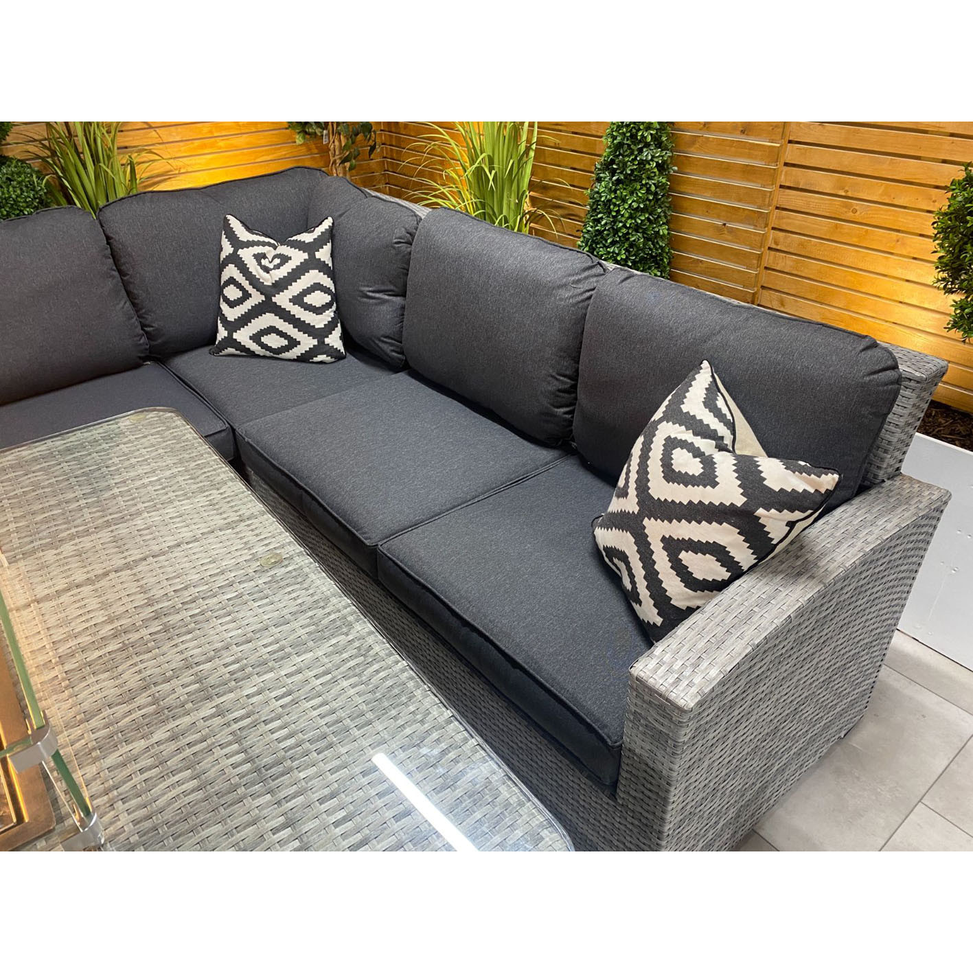 1502-One will not simply be able to walk away from these prices. Check out our sale now