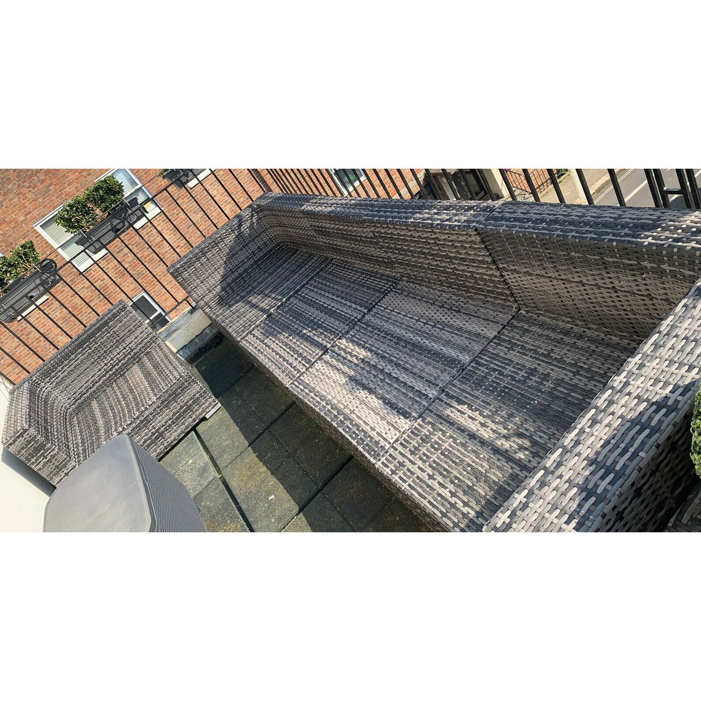 Maze Rattan London Outdoor Corner Sofa Set & Cushion Box, Grey