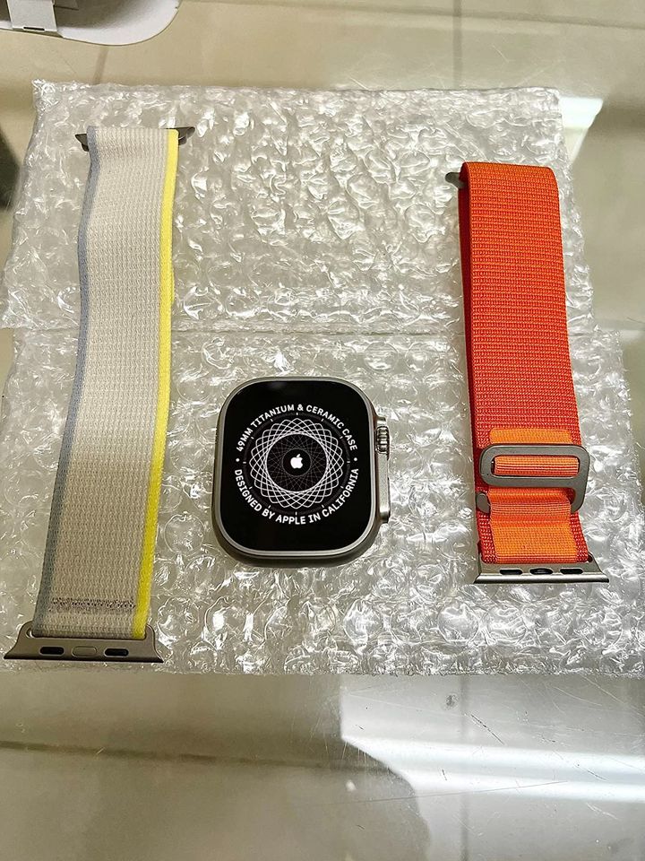 Apple Watch Ultra [GPS + Cellular 49mm] Smart Watch wRugged Titanium