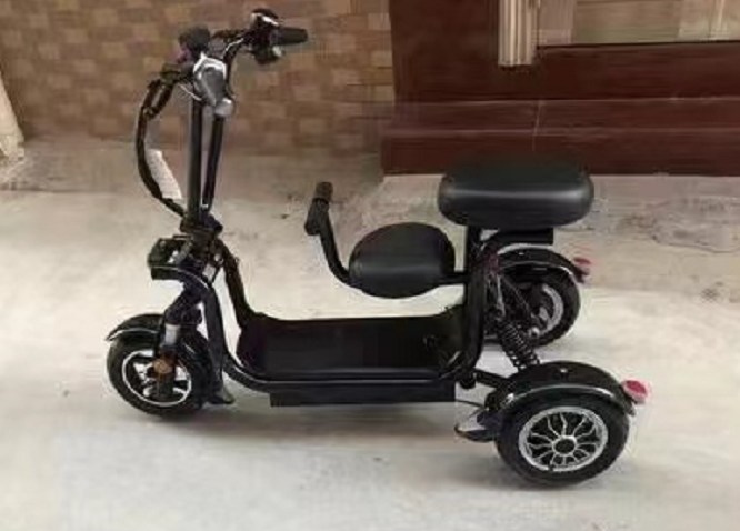 Suitable for home travel light 3-wheel electric scooter for