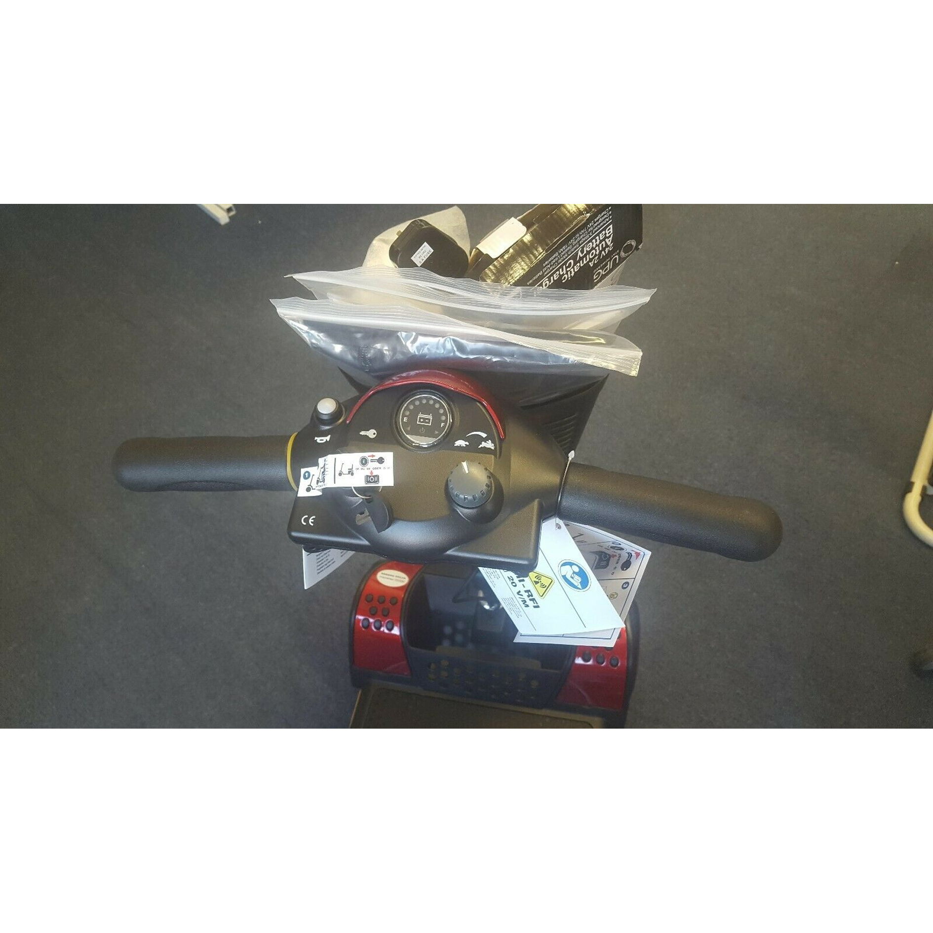 New Guaranteed Pride GoGo 18 Elite Traveller Mobility Folding Boot Scooter 4MPH