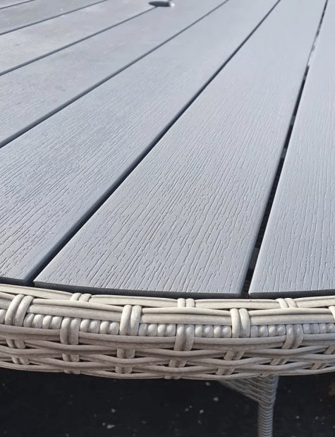 9 seater luxury set of garden furniture in grey rattan.