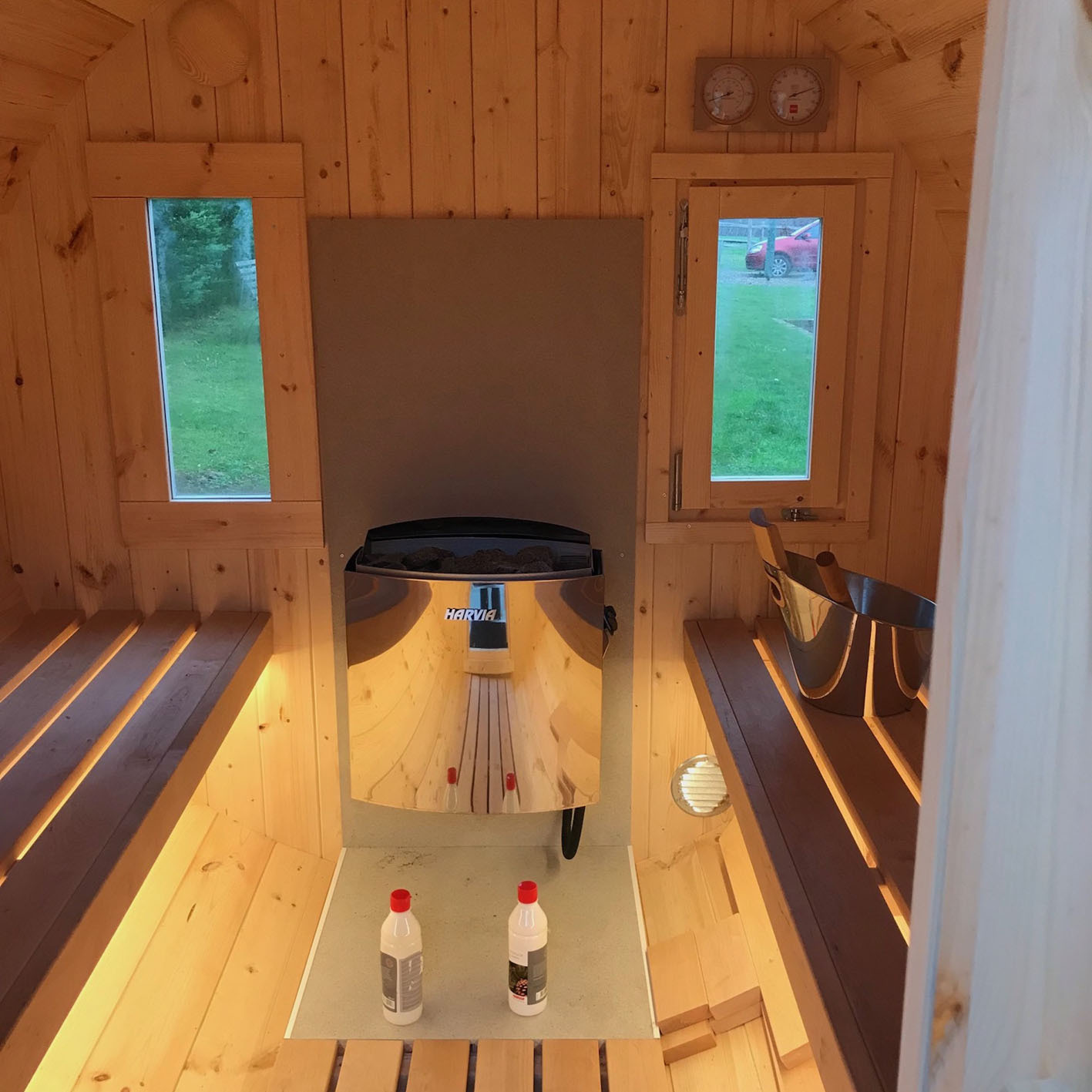 843-Big Buys. Bigger Savings