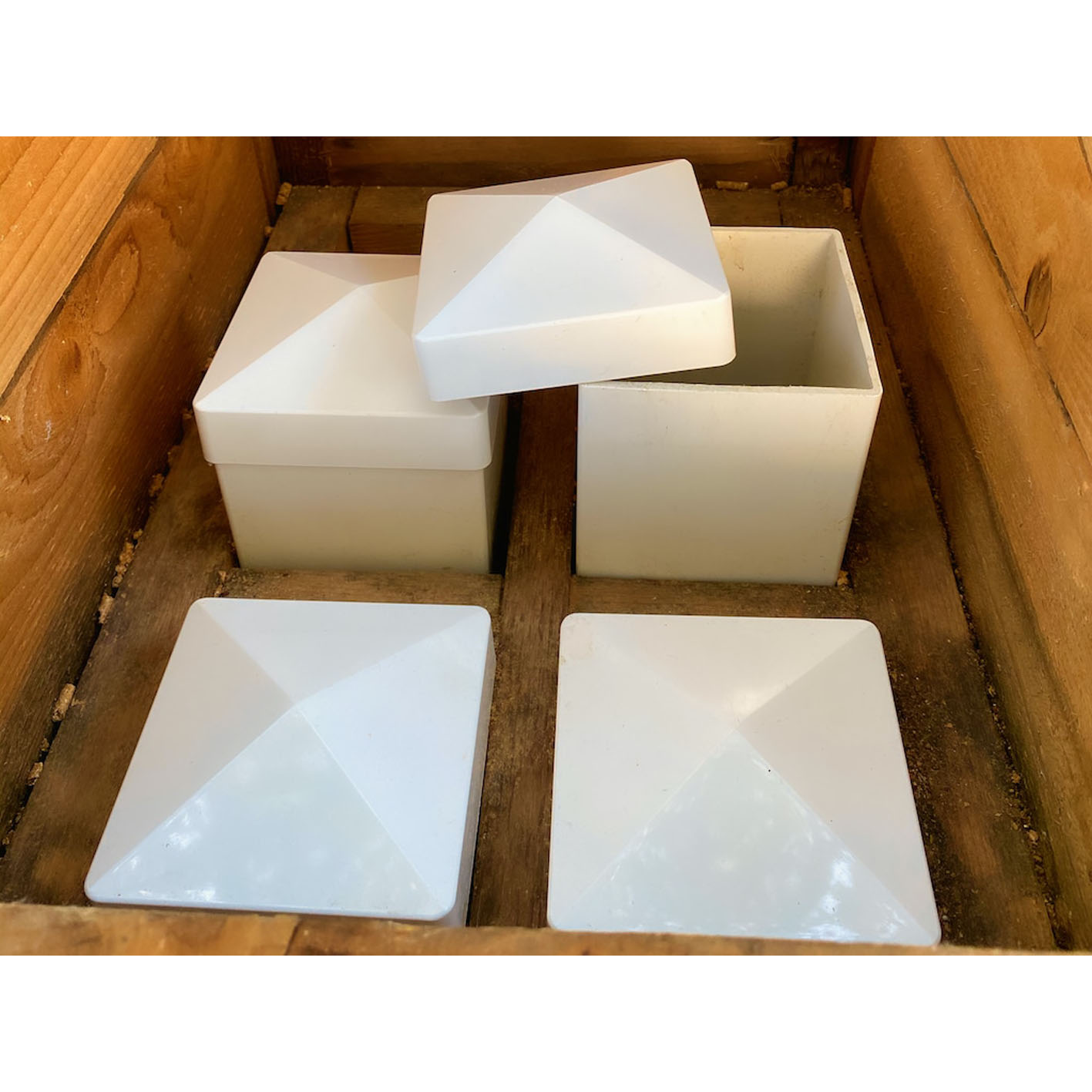 Round-Top Walk-In Chicken Coop