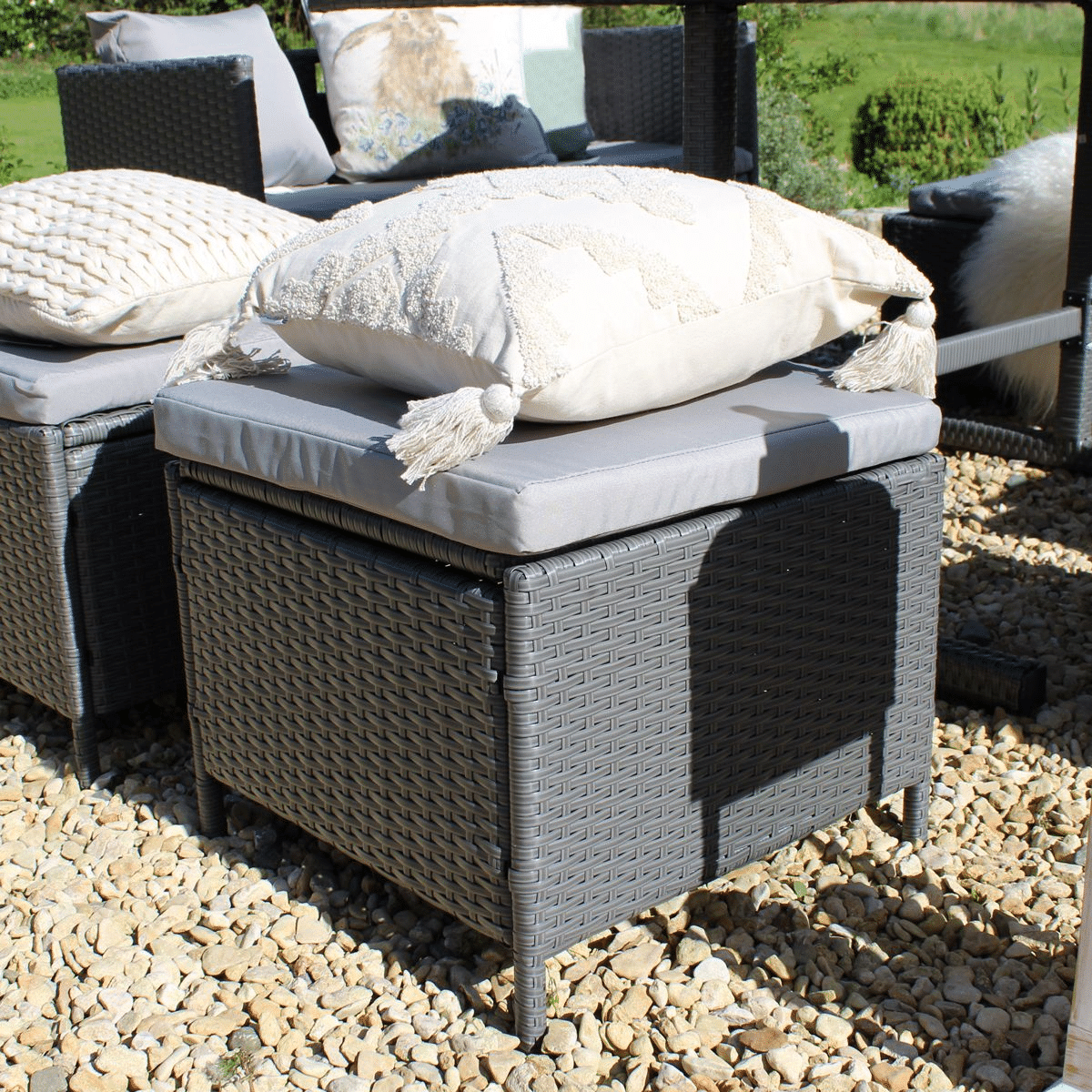 2879-Clear out our shelves with these insanely low prices