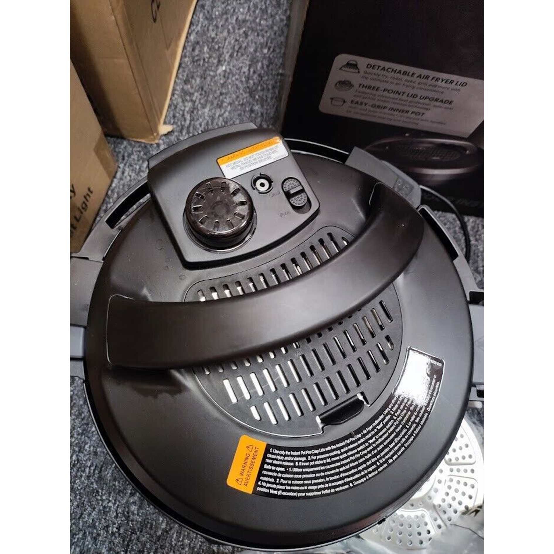 Instant Pot 8XC4JH7Y Electric Pressure Cooker - Black