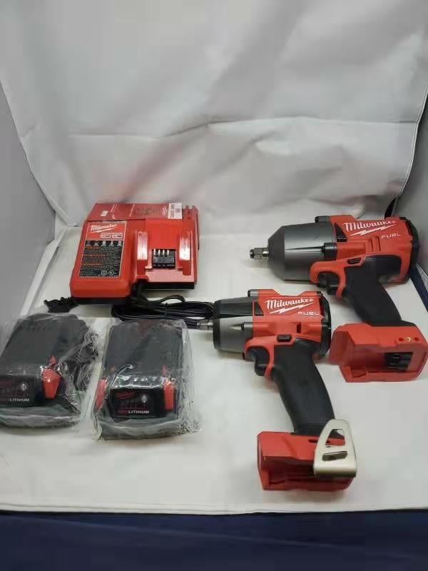 MILWAUKEE Power Tool Hammer DrillPercussion Drill Kit.