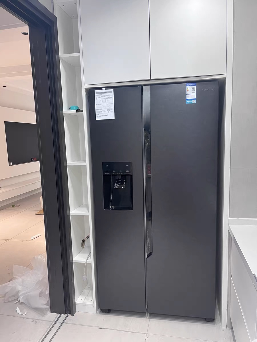 36 Side-by-Side Refrigerator and Freezer, 25 Cubic Feet Total, White