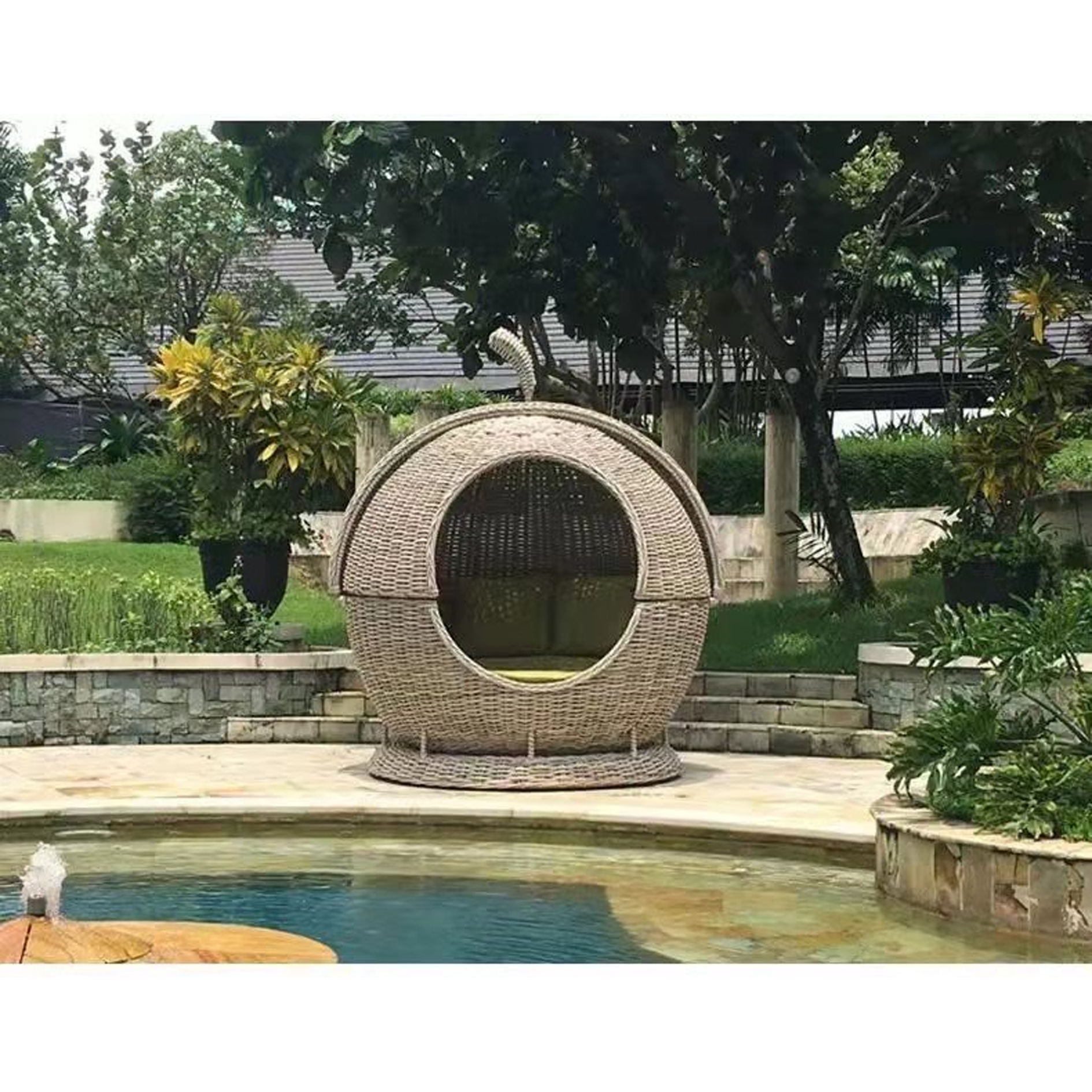 Bude Apple Rattan Garden Day Bed Sofa Lounger