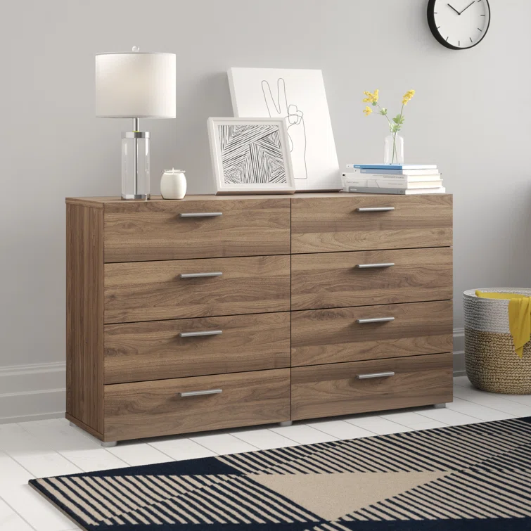8 - Drawer Chest of Drawers