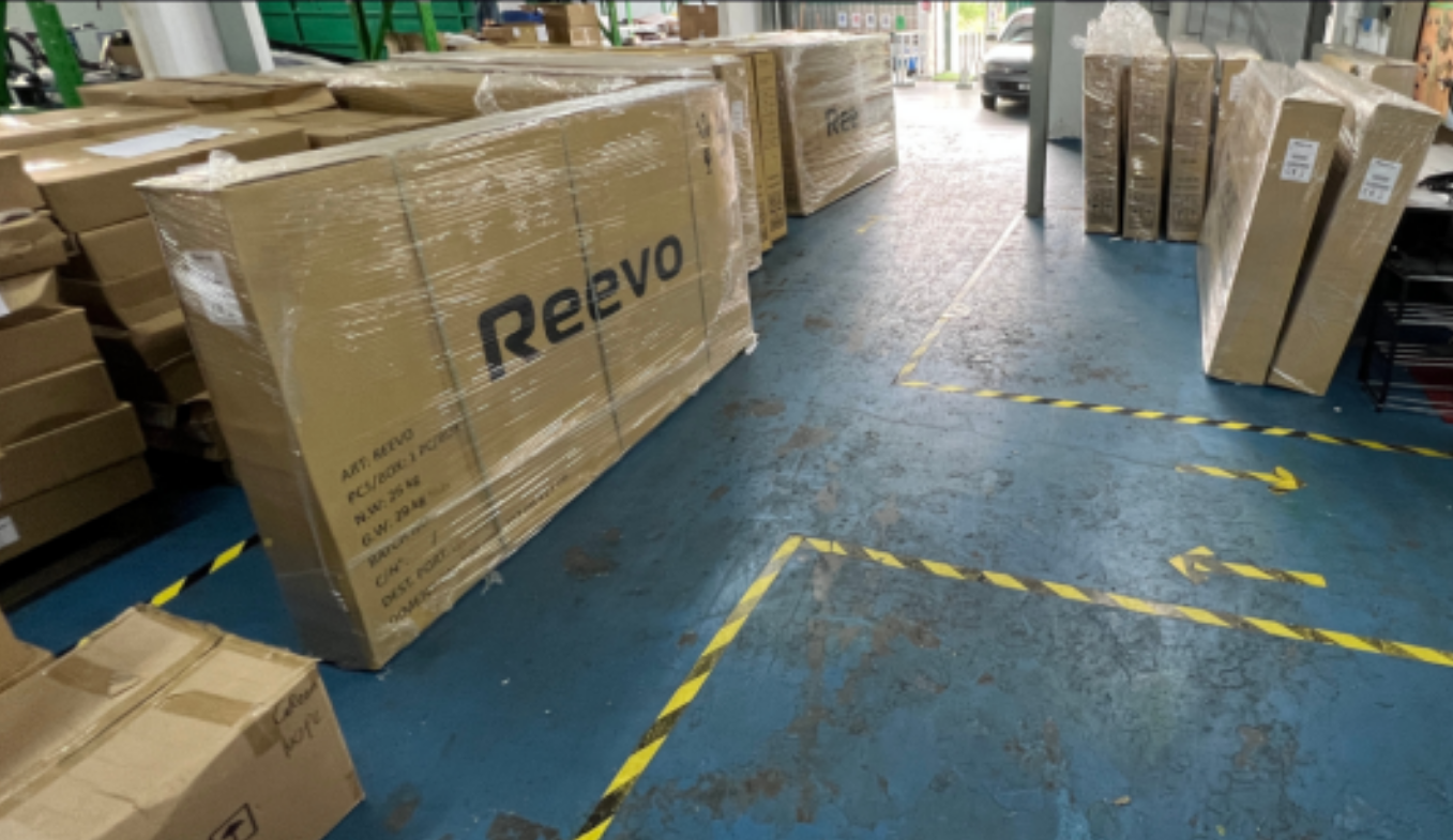 2023 Hubless E-Bike Reevo Ultimate Security, Smart Features, 37-Mile Range 2023