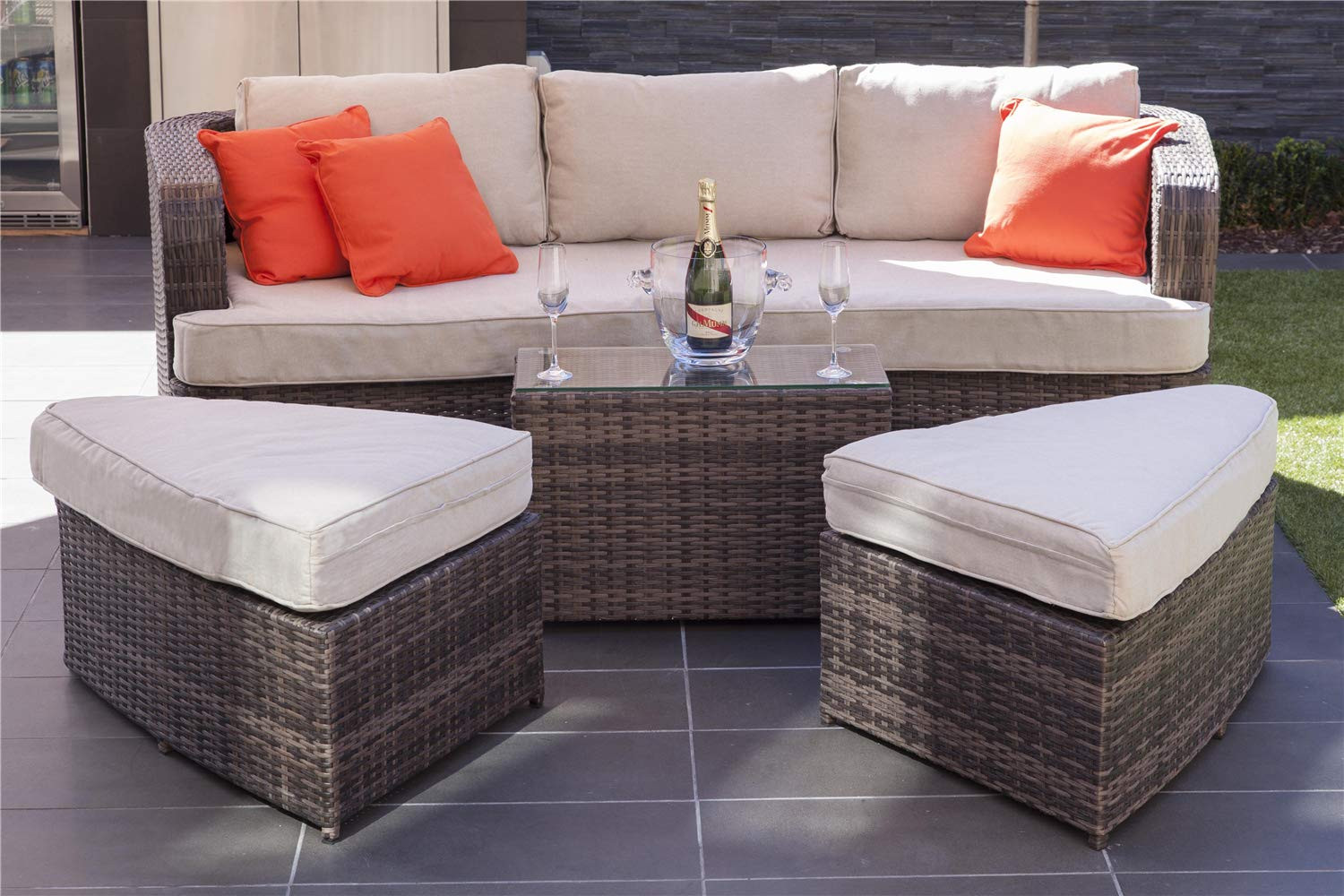 Direct Wicker Marrakesh Outdoor 4 Pieces Brown Wicker Daybed Set with Beige Cushions