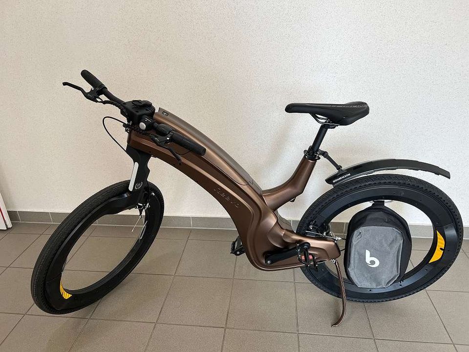 2023 Hubless E-Bike Reevo Ultimate Security, Smart Features, 37-Mile Range 2023