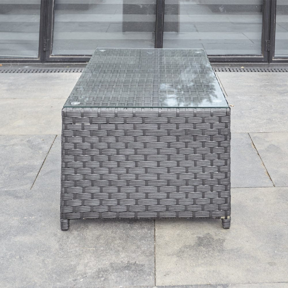 2843-Come in and join the biggest sale of the year