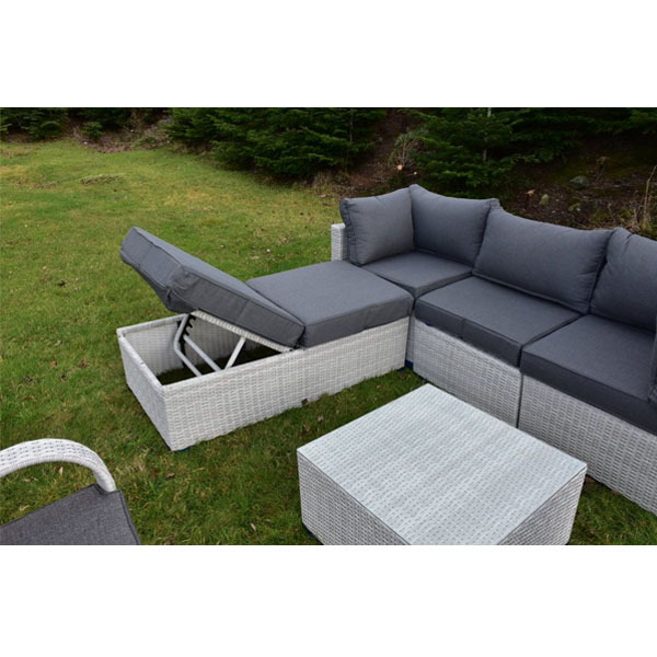 2871-Come in and join the biggest sale of the year