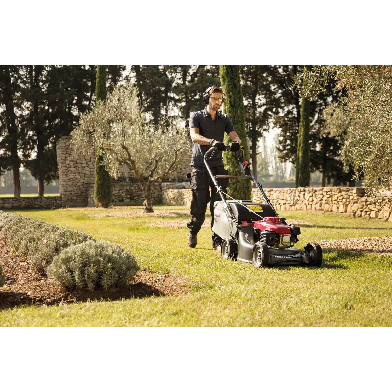 Honda HRH536 HX 53CM PROFESSIONAL VARIABLE SPEED PETROL LAWN MOWER