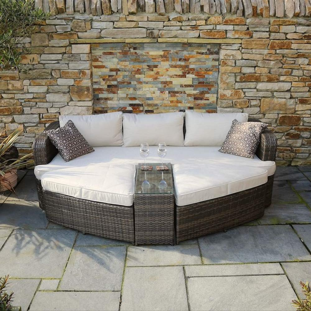 Direct Wicker Marrakesh Outdoor 4 Pieces Brown Wicker Daybed Set with Beige Cushions