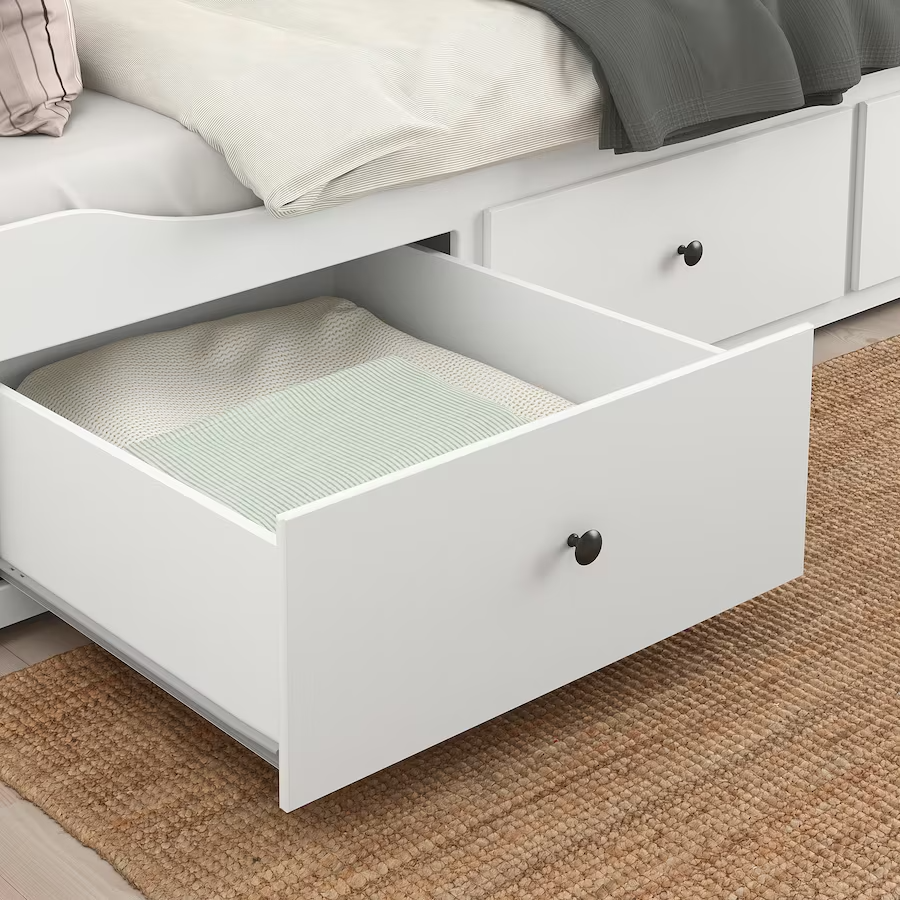 IKEA Hemnes DELIVERY included Day-bed w 3 drawers1 mattresses, white
