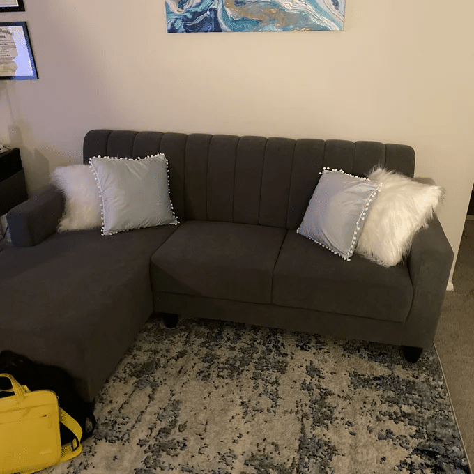 Dyer Avenue 84,5'' Festes Sofa und Chaiselongue mit Blick auf die linke Seite