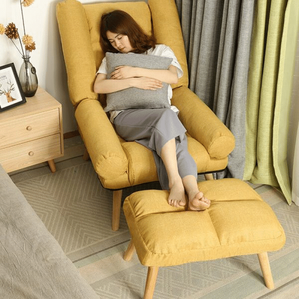 28.3′′ Lounge Chair and Footstool