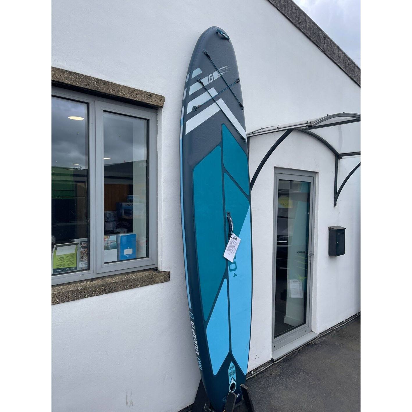 Gladiator Pro 10.4，10.8 Inflatable Paddle Board Package - 2022 EX-DISPLAY