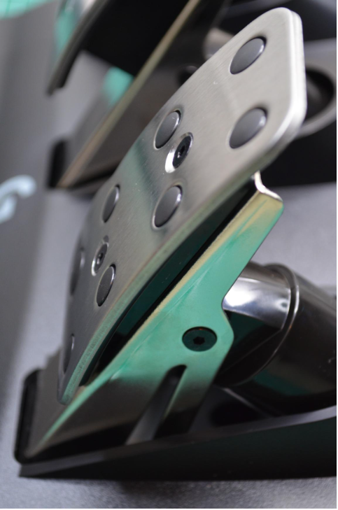 Logitech G Driving Force Shifter with Logitech G923 Racing Wheel and Pedals for Xbox X|S, Xbox One and PC and Genuine Leather Wheel Cover