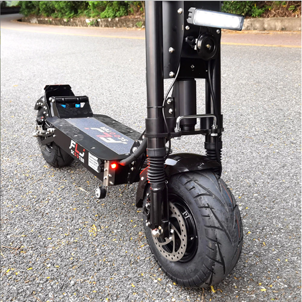 FLJ Upgraded 13inch wheels 60V 6000W E Scooter with 90-150km