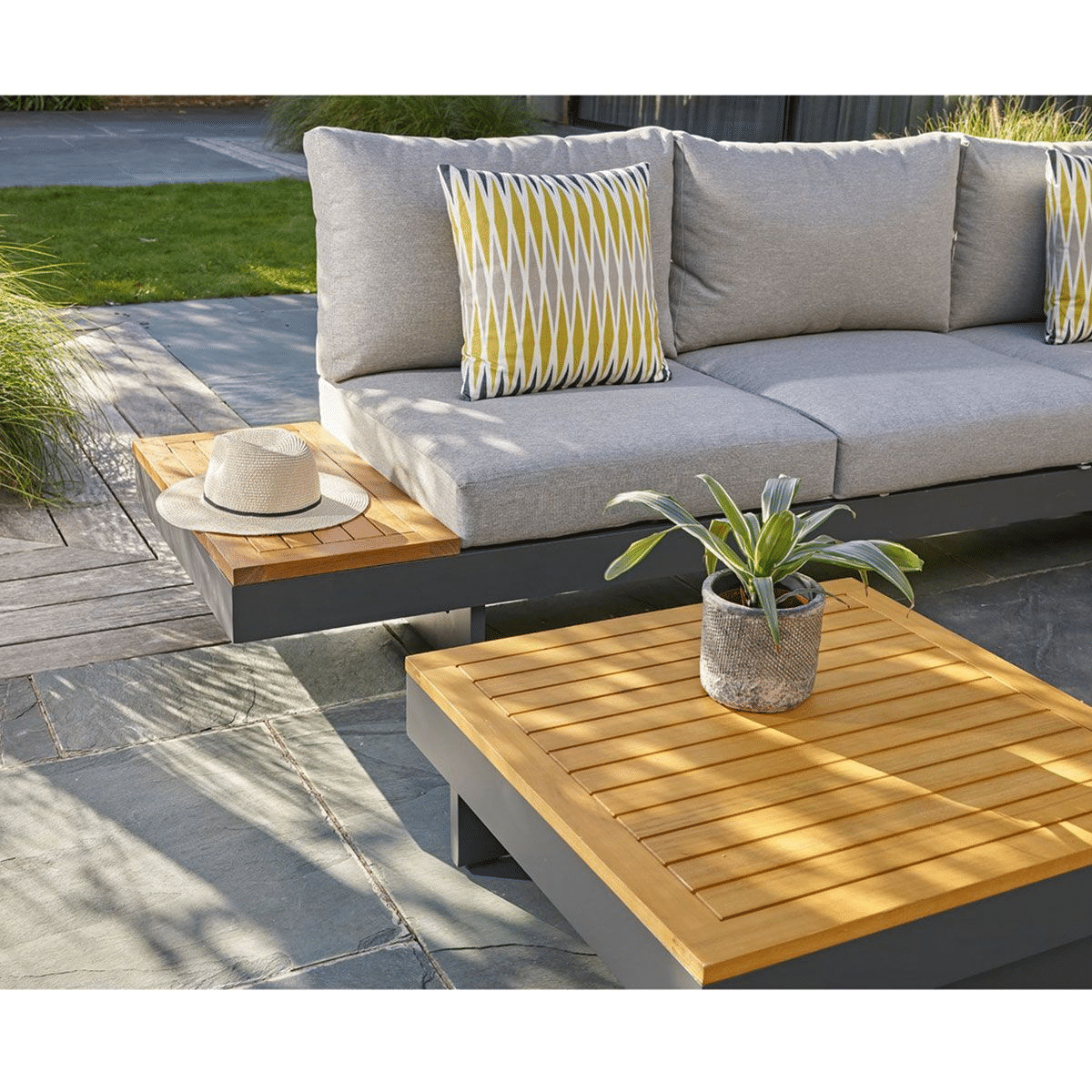 2876-Clear out our shelves with these insanely low prices