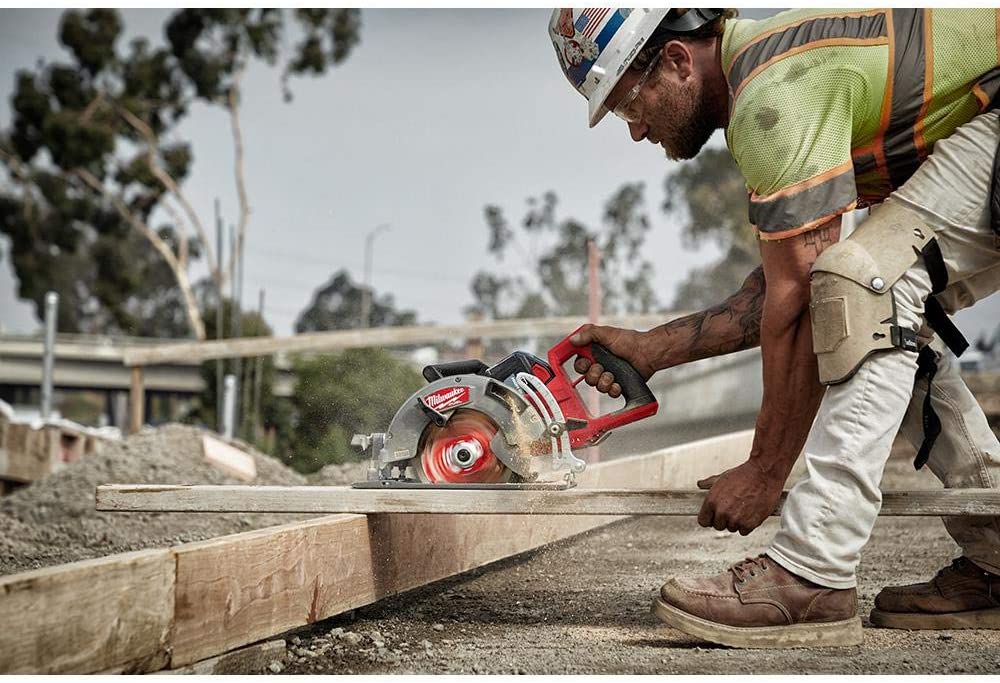 Milwaukee 2830-21HD M18 FUEL Rear Handle 7-1/4 in. Circular Saw Kit