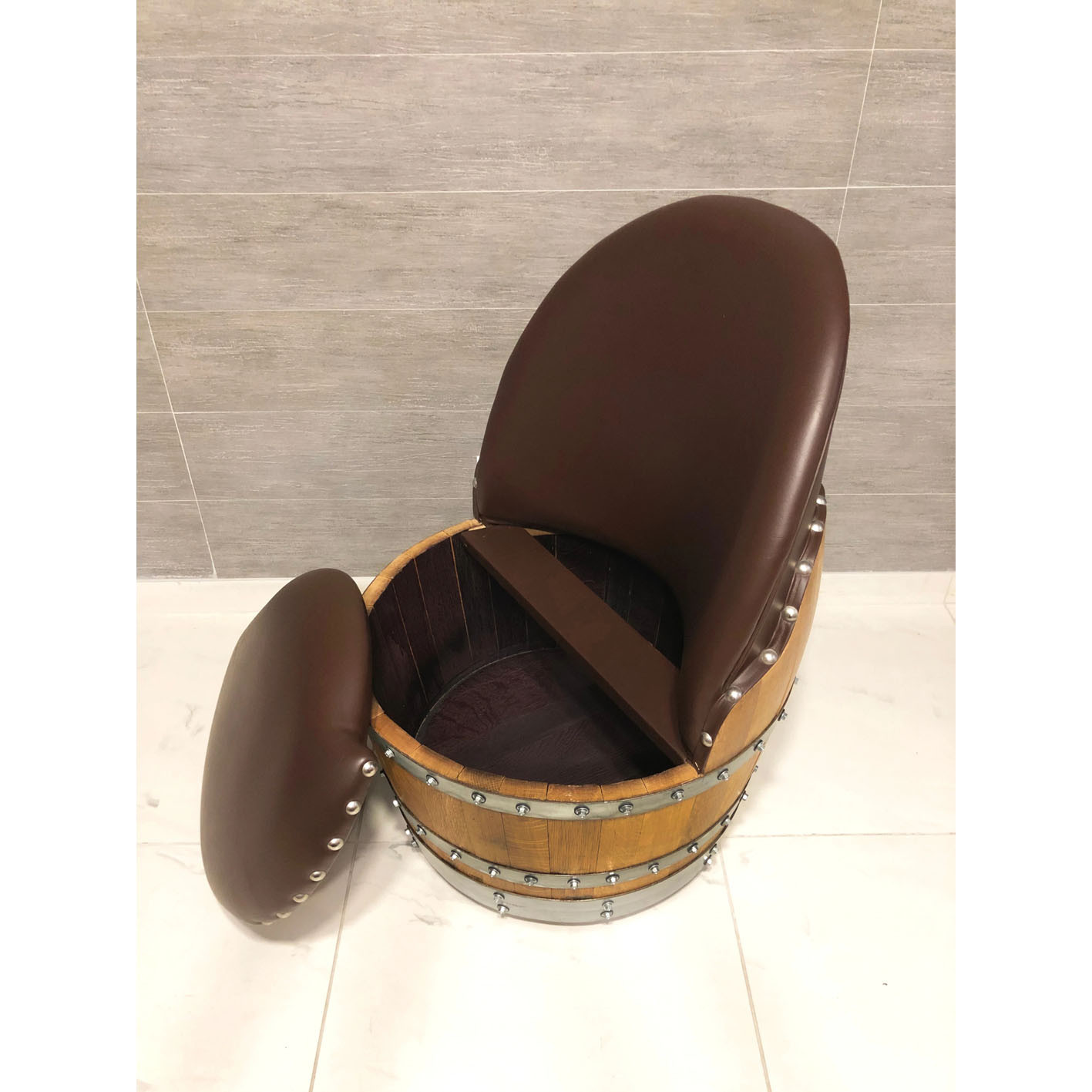 4-Chair Half-Barrel Lounge Set