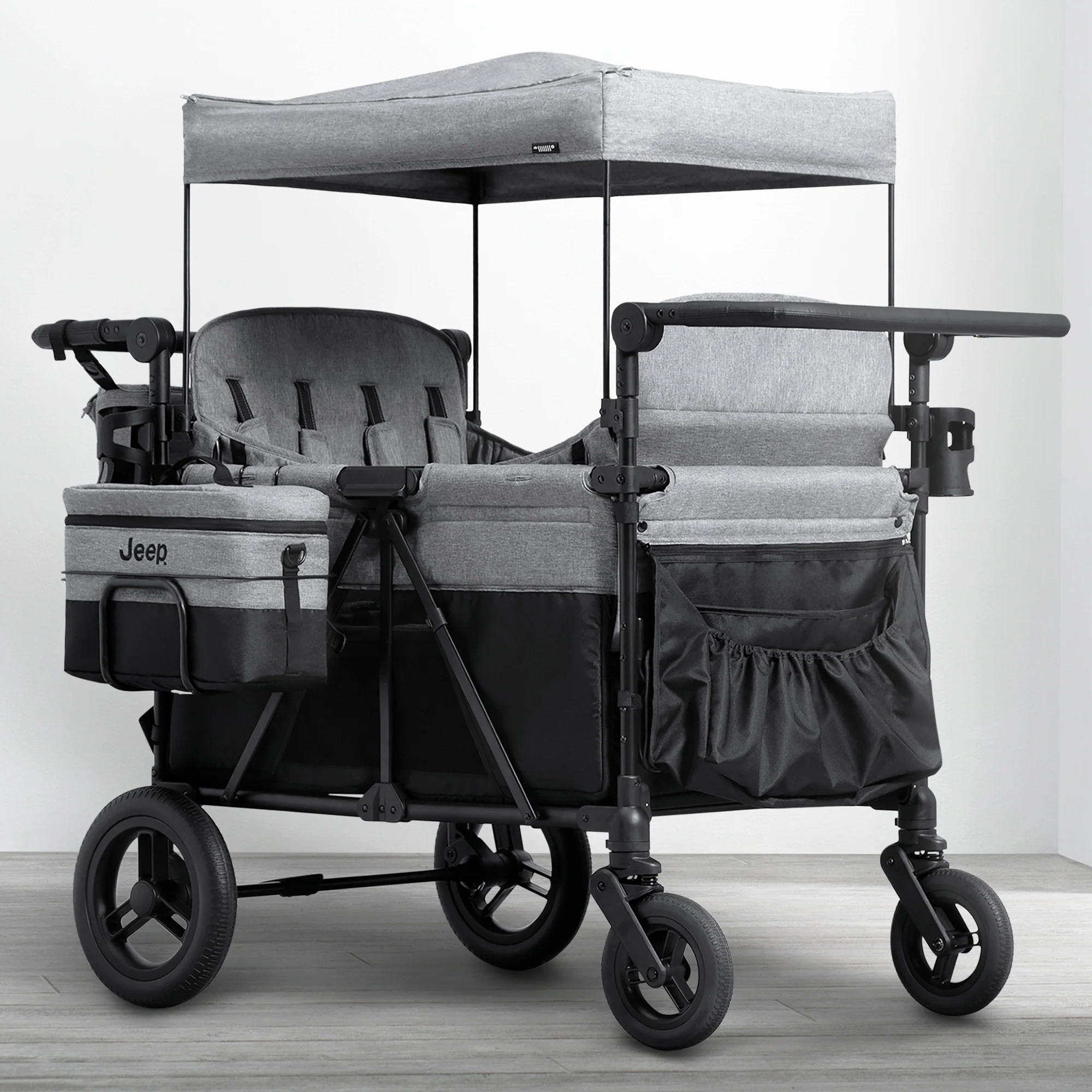 Jeep Wrangler Deluxe Kinderwagen für 4 Kinder – Abnehmbares Verdeck. Isolierte Tasche. Modulare Sitze. XXL-Stauraum. Pannensichere Räder. Verstellbarer Schiebegriff.