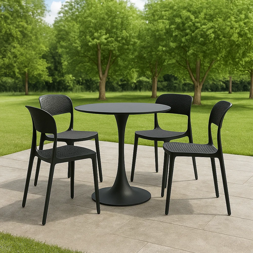 Ensemble de salle à manger d'extérieur, table ronde avec 4 chaises sans coussins, noir, plastique, idéal pour le jardin