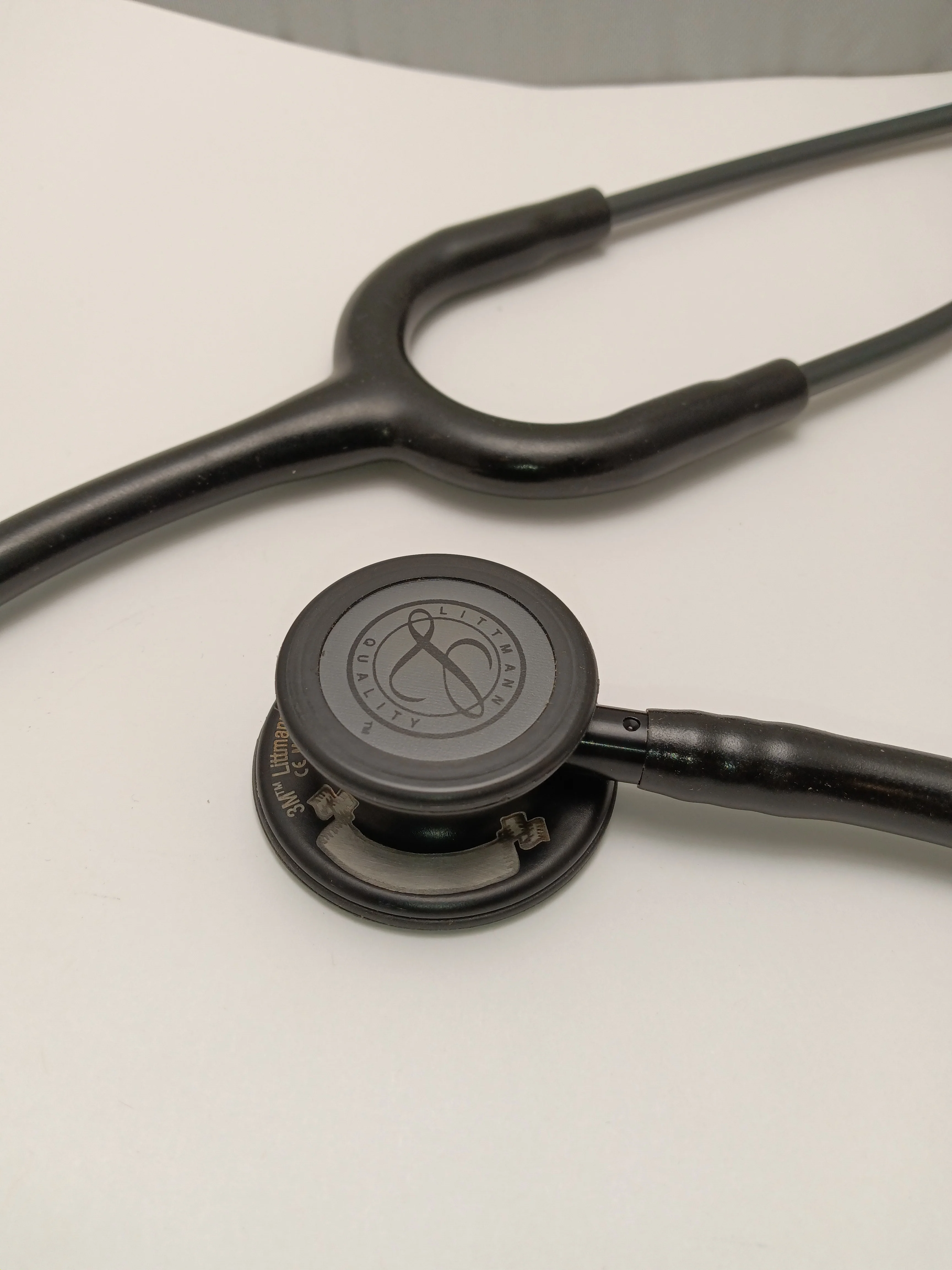 Littmann Classic III Überwachungsstethoskop 2025: Komplett schwarz 5803 - Zusätzliche Gravur