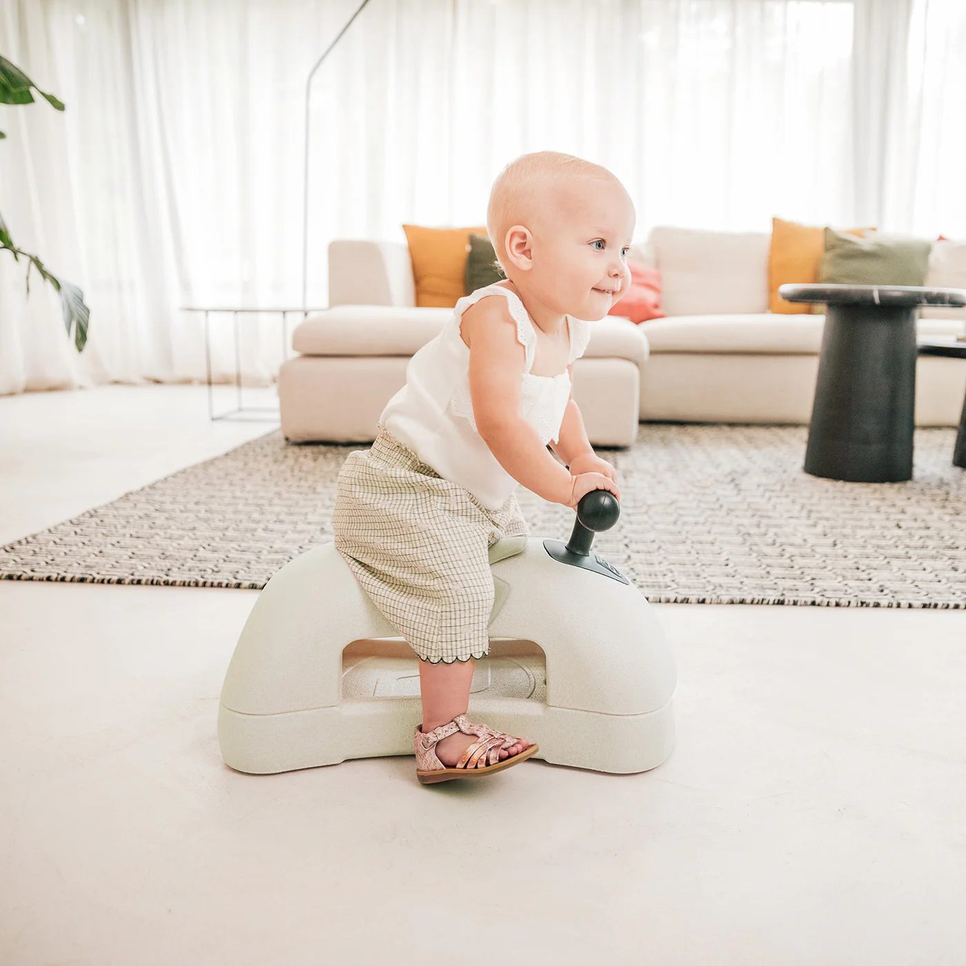 2025 Scoot and Ride Mein erster 3-in-1-Lauflern- und Scooter, Sandfarbe