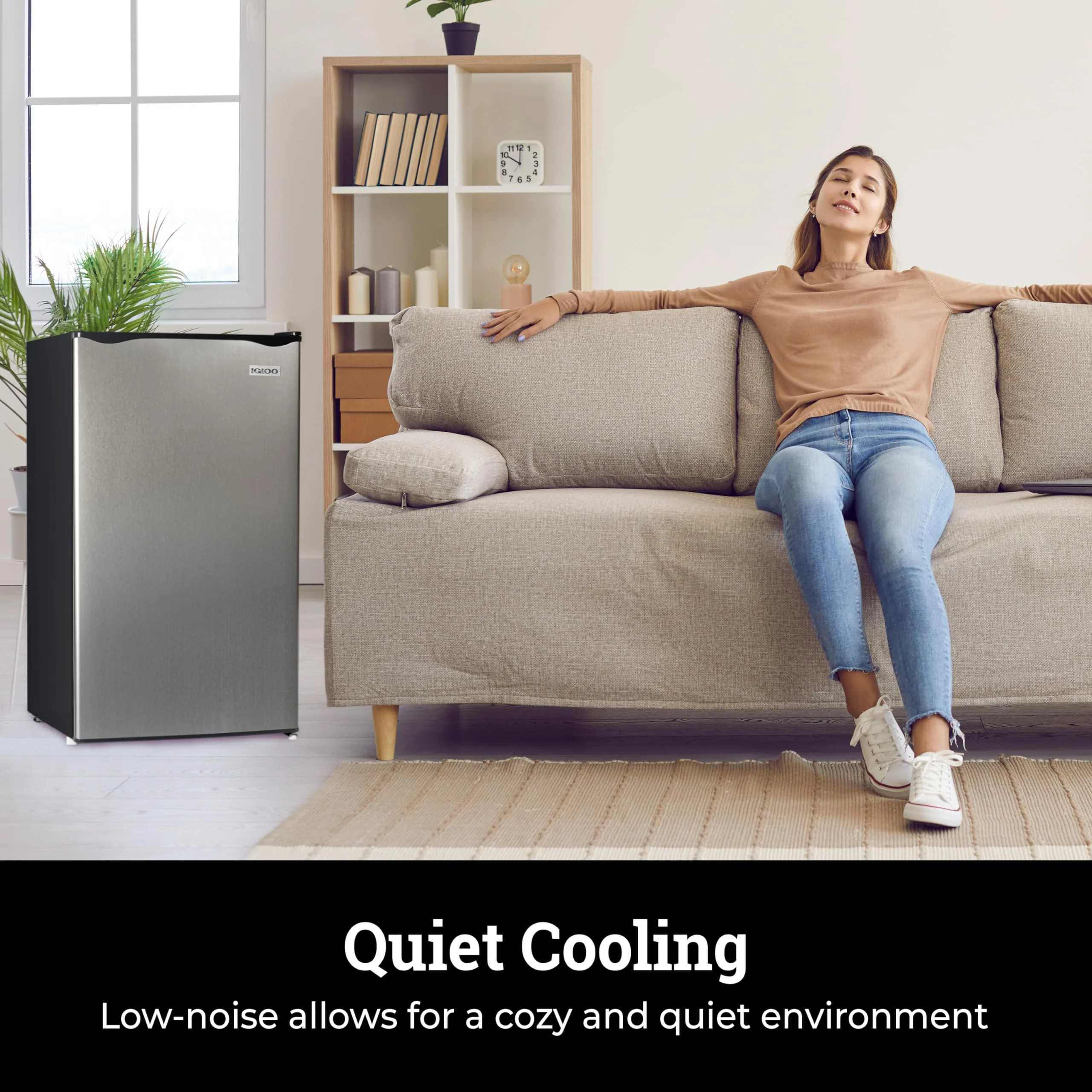 Igloo Kompaktkühlschrank (2025) mit Gefrierfach und Einzeltür, 3,2 Kubikfuß Nutzinhalt.