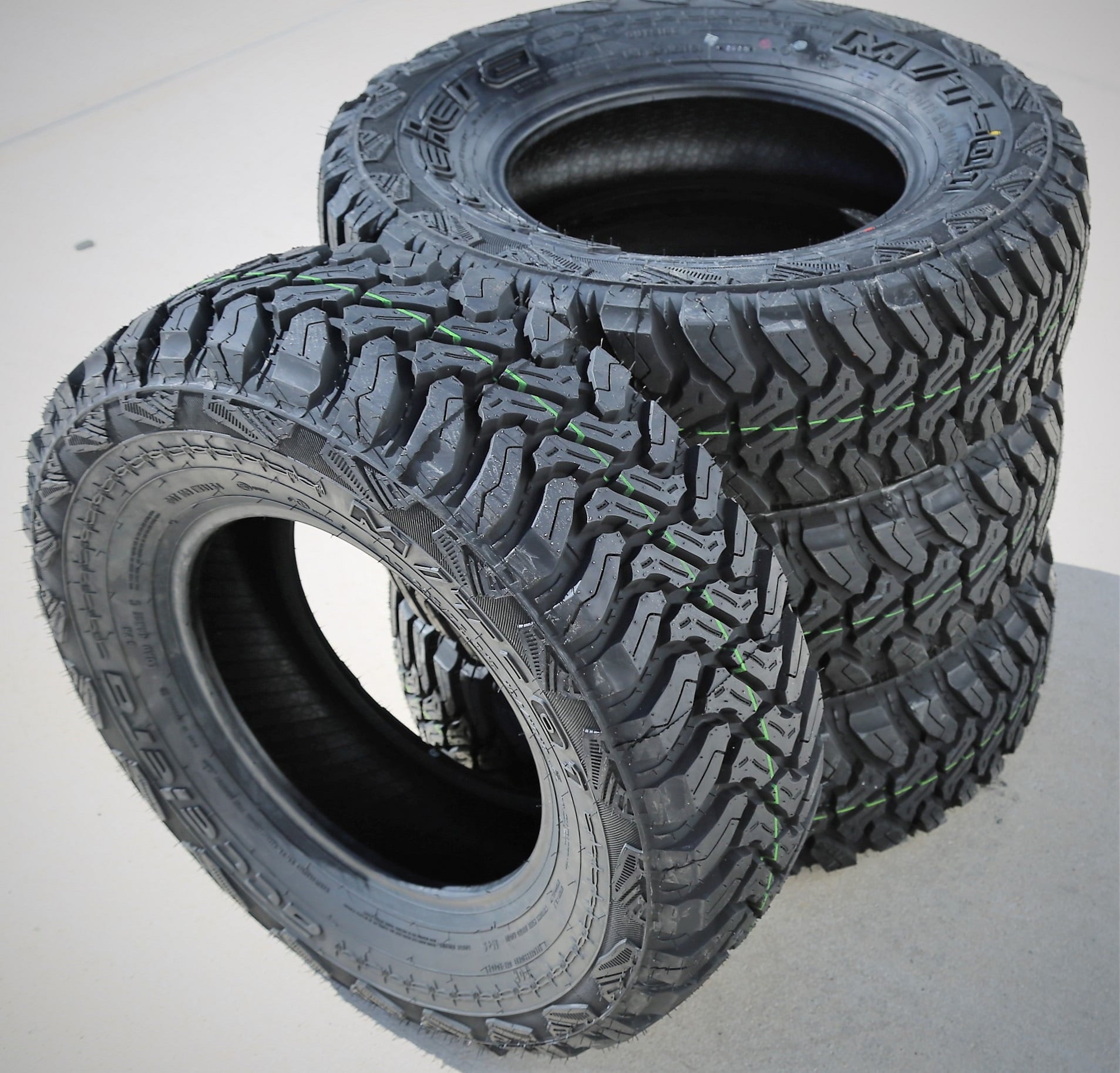 Satz mit 4 Accelera M/T-01 LT 235/75R15 Tragfähigkeit C (6-lagig) Mud MT Reifen (Baujahr 2025)