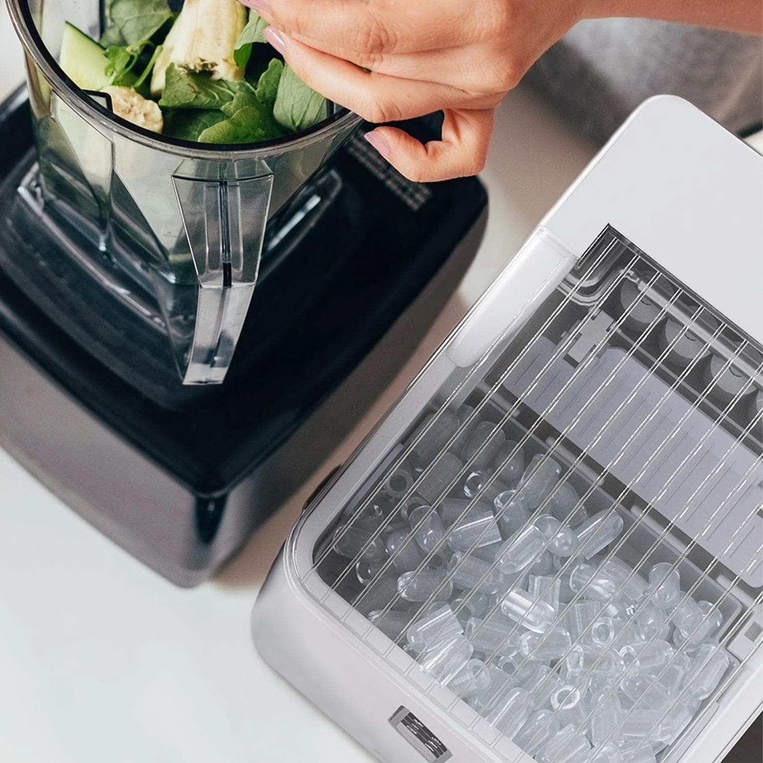 Tisch-Eiswürfelmaschine – 2 l, selbstreinigend – Tagesproduktion: 15 kg – Weiß