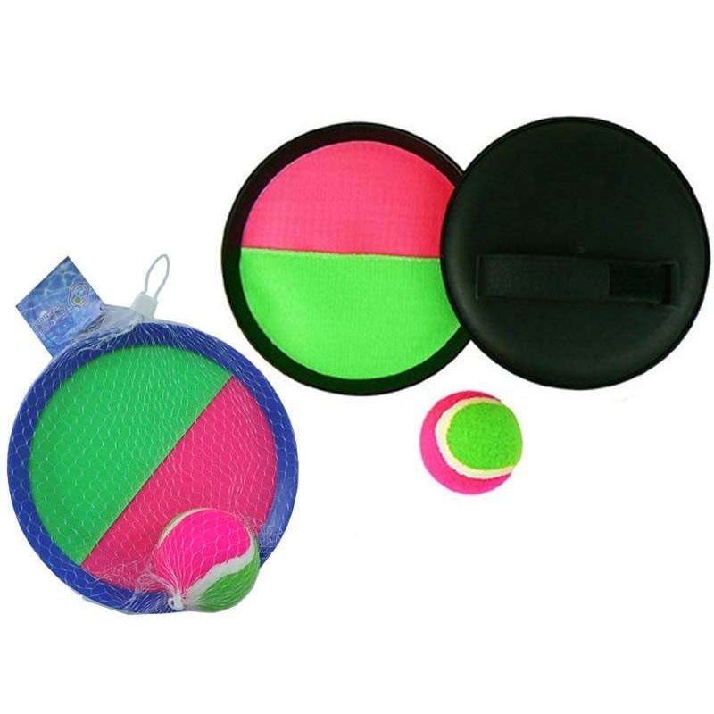 Ballspiel: Wirf den Ball und fang ihn!