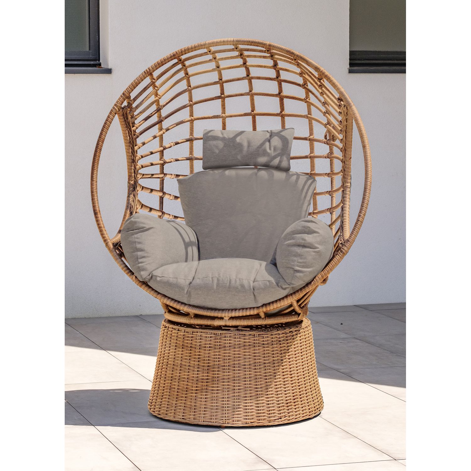 Braune geflochtene Gartenschaukel aus Kunstharz