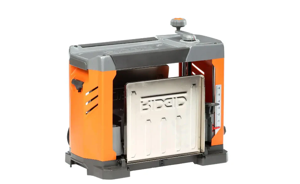 R4331 RIDGID 13-Zoll-Elektrohobelmaschine mit Kabel. 15 Ampere.