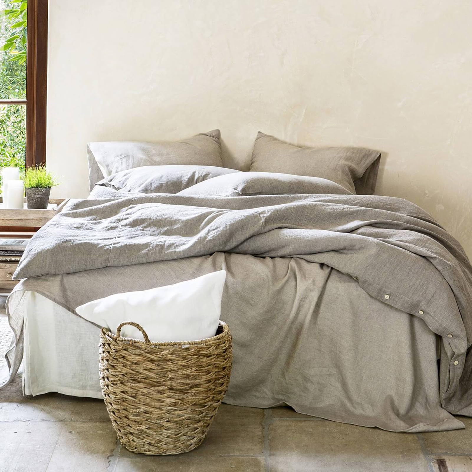 Strapazierfähiges Leinenbettwäsche-Set. Weich und atmungsaktiv – 4-teilig.